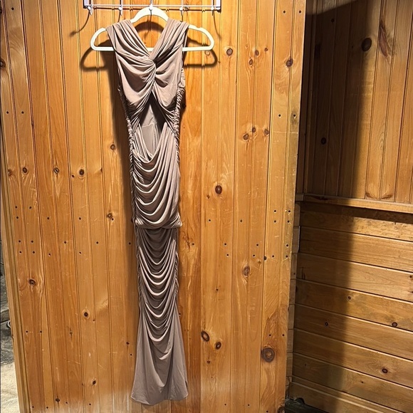 ROBNY KOBO nasha ruched cut out maxi dress - Picture 2 of 10